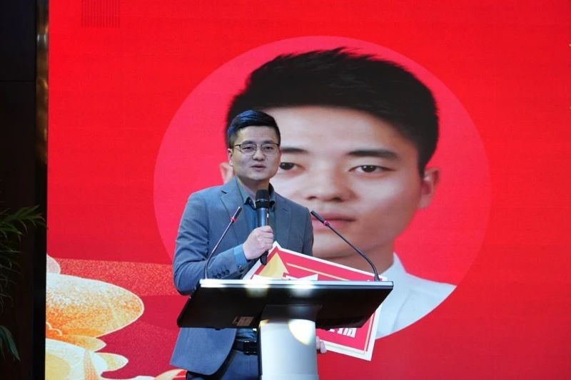 迎新春·话未来%7CEMC易倍进行2023年第1期青年沙龙_18f1053d.jpg